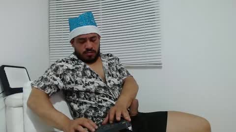 Snapshot of lucas_montesori chatting on January 2025 06:15:02 AM Lucas Montesori online show from January 2025 06:15:02 AM