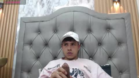  LUCAS RIVAS  online show from February 2026 11:10:02 PM