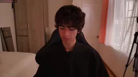 lucas_xo online show from September 2025 09:50:01 PM