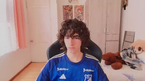 lucas_xo online show from March 2026 07:18:02 PM