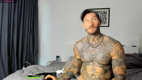 lucasexclusive online show from November 2025 07:40:01 AM