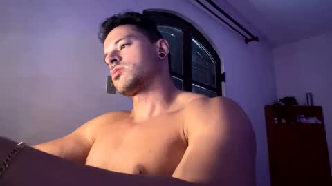 lucasfit24 online show from March 2025 01:28:01 PM