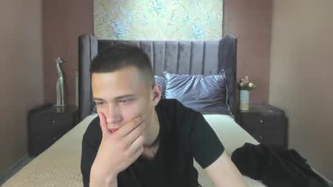 lucaskaur online show from July 2026 12:51:01 PM