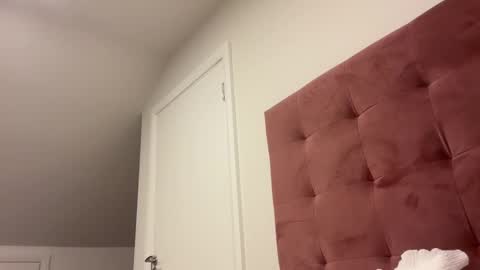 lucasray online show from December 2025 07:31:01 PM