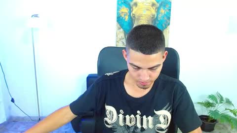 Lucas online show from April 2026 09:30:01 PM