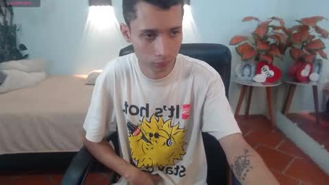 LucassSmith11 online show from December 2025 11:52:02 AM