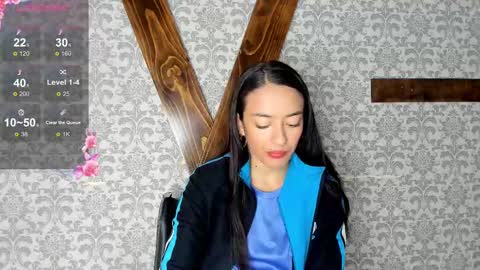 MIA HOT online show from February 2025 12:08:01 PM