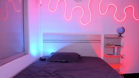 Luccas Ferreira online show from November 2025 07:12:01 PM