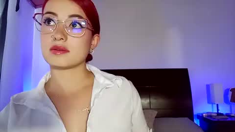 Luccy online show from January 2026 03:25:01 PM