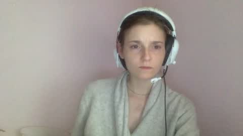 Luci Layne online show from July 2026 04:39:33 PM