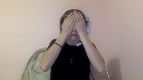 Luci Layne online show from July 2026 04:11:02 AM