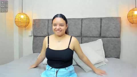 LUCIA  online show from September 2025 12:06:01 PM