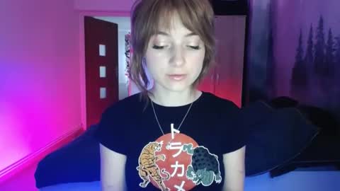 Snapshot of luciacam20 chatting on December 2024 01:31:02 PM Lucy online show from December 2024 01:31:02 PM