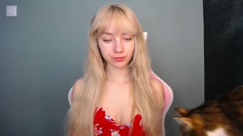 Lucy online show from May 2026 06:52:01 AM
