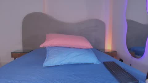 instagram luciana417  online show from December 2025 03:12:01 AM