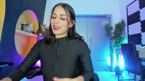 Snapshot of lucianacarter chatting on February 2025 02:38:02 AM online show from February 2025 02:38:02 AM