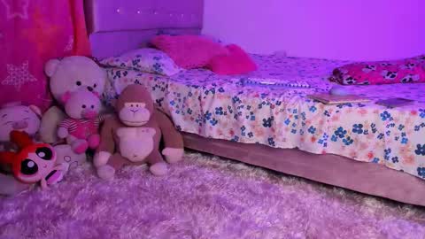 Snapshot of lucianacarter chatting on November 2025 10:09:02 PM online show from November 2025 10:09:02 PM