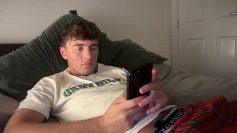 Lucian online show from October 2025 09:32:02 PM