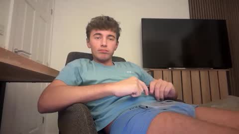 Lucian online show from November 2025 12:31:02 AM