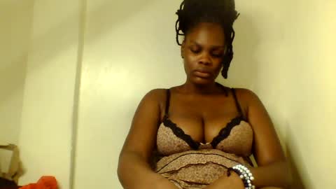 Snapshot of luciaresa chatting on July 2026 03:15:02 AM luciaresa online show from July 2026 03:15:02 AM