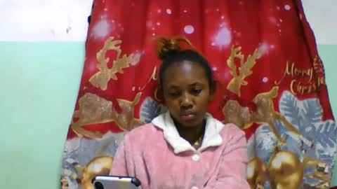 lucie196645 online show from July 2026 07:38:02 PM