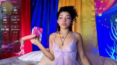 Snapshot of lucie_petite chatting on July 2026 06:43:02 PM Lucie - online show from July 2026 06:43:02 PM