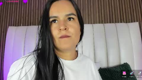 lucie online show from June 2026 07:05:01 PM