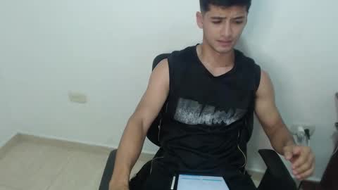 Snapshot of lucifferr_ chatting on February 2025 11:48:02 PM leonel online show from February 2025 11:48:02 PM