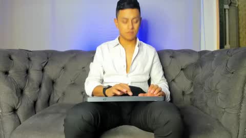 Leo online show from January 2025 11:03:02 AM