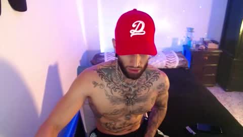 luciifer_hills online show from December 2025 03:51:01 PM