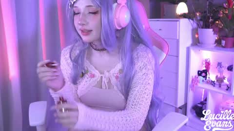 Lucy UwU online show from July 2026 05:03:01 AM