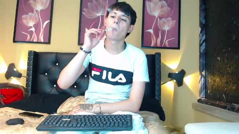 Snapshot of luckk_ chatting on May 2026 04:53:02 AM luckk_ online show from May 2026 04:53:02 AM