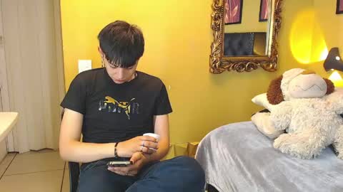Snapshot of luckk_ chatting on May 2026 04:40:01 AM luckk_ online show from May 2026 04:40:01 AM