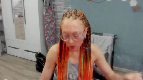 lucky_licky20 online show from November 2025 02:21:01 AM