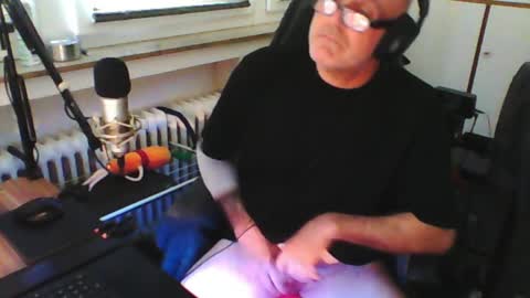Snapshot of luckyfreak1 chatting on May 2026 08:19:02 AM call me Stefan online show from May 2026 08:19:02 AM