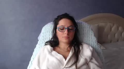 luckylinda23 online show from September 2025 08:29:01 AM