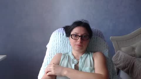 Snapshot of luckylinda23 chatting on June 2026 09:12:02 AM luckylinda23 online show from June 2026 09:12:02 AM