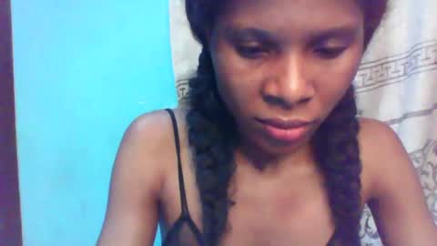 Snapshot of luckymadequeen chatting on February 2025 09:59:01 PM Gloria online show from February 2025 09:59:01 PM