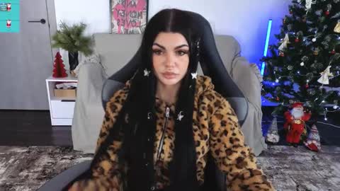 Monika online show from January 2026 12:54:01 PM