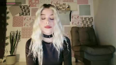 Snapshot of luckysapphire777 chatting on May 2026 12:10:01 PM luckysapphire777 online show from May 2026 12:10:01 PM