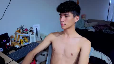 Lu Independent Model online show from November 2025 10:20:02 PM