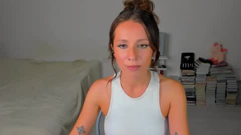 lucy__ray online show from September 2025 08:10:02 PM