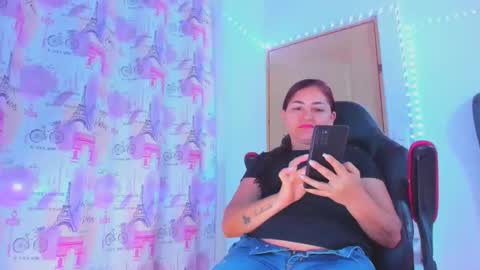 Snapshot of lucy_chanell chatting on May 2026 12:52:01 AM lucy online show from May 2026 12:52:01 AM