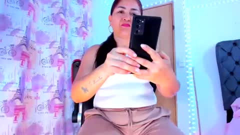 Snapshot of lucy_chanell chatting on May 2026 12:27:01 AM lucy online show from May 2026 12:27:01 AM