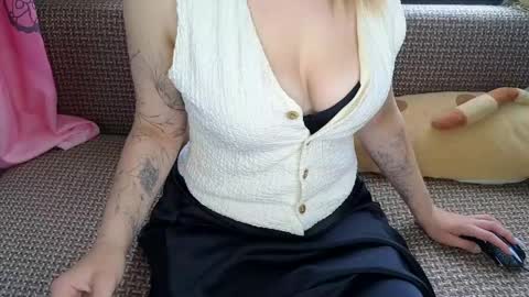 Lucy online show from May 2026 03:15:01 AM