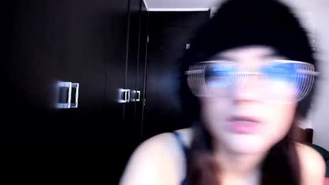 Snapshot of lucy_doll85 chatting on June 2026 12:33:01 AM Lucy online show from June 2026 12:33:01 AM