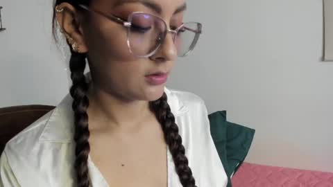 Snapshot of lucy_doll85 chatting on June 2026 08:15:01 PM Lucy online show from June 2026 08:15:01 PM