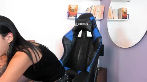 Your Lucy online show from February 2025 04:18:02 AM