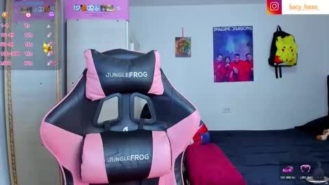 Lucy online show from October 2025 06:10:02 PM