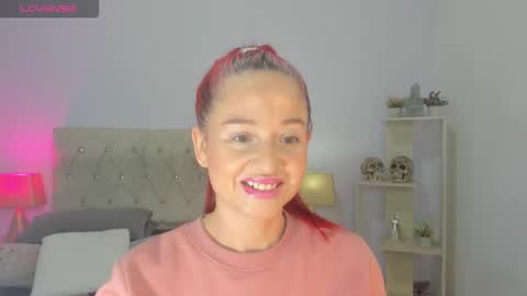 Lucia online show from December 2025 10:08:02 PM